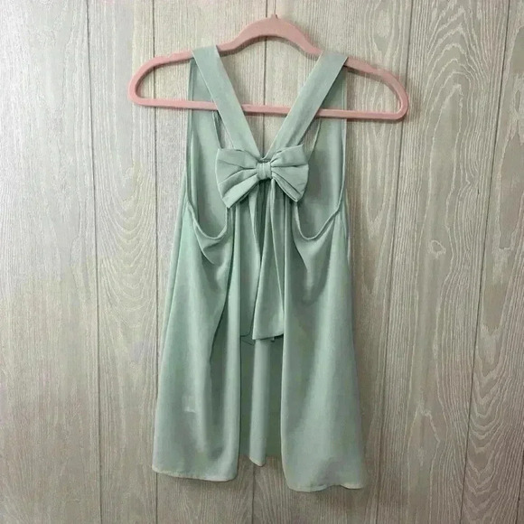 Buttons Mint Green Top With Bow Size M - Picture 2 of 4